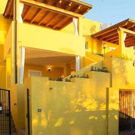 Yellowhouse Apartment Cala Gonone Ngoại thất bức ảnh