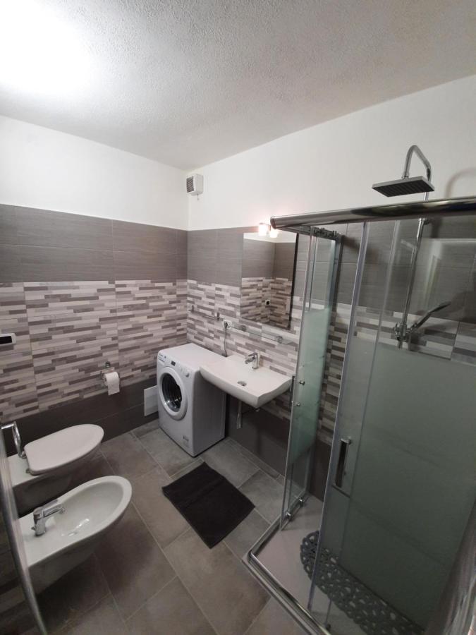 Yellowhouse Apartment Cala Gonone Ngoại thất bức ảnh